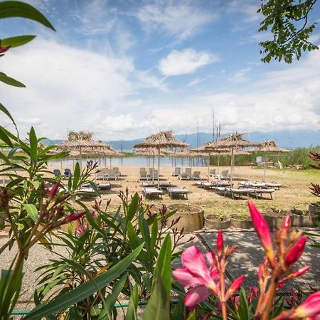 Fuk-Tak'S Bungalow Dojran Exteriör bild