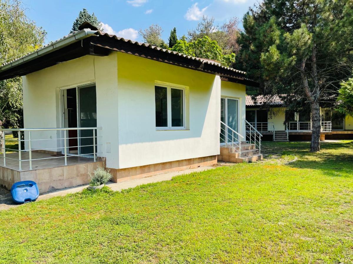 Fuk-Tak'S Bungalow Dojran Exteriör bild