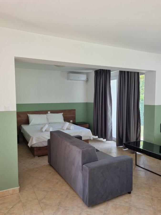Fuk-Tak'S Bungalow Dojran Exteriör bild